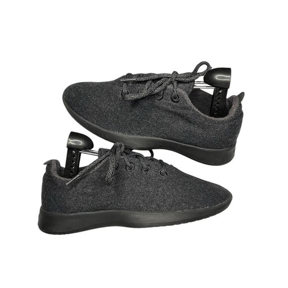 Allbirds Wool Runners Black Athletic Shoes with Knit Fabric and Lace-Up Design - Picture 1 of 5